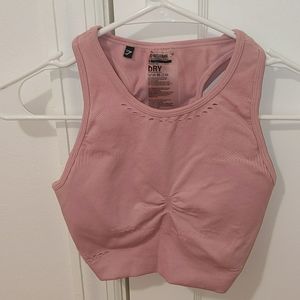 • GymShark Flawless Knit Sports Bra •